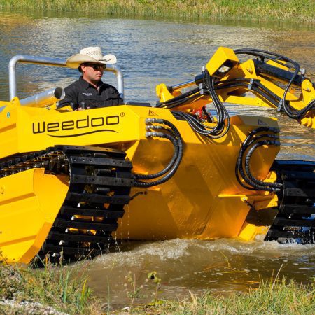 Weedoo Amphi-King track-driven