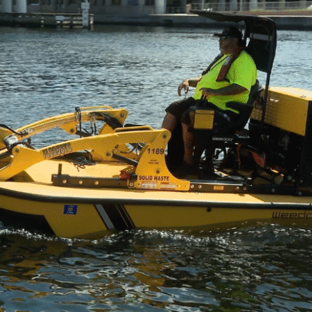 City of Tampa’s new ‘Little Skimmer’ trash boat helps keep waterways clean