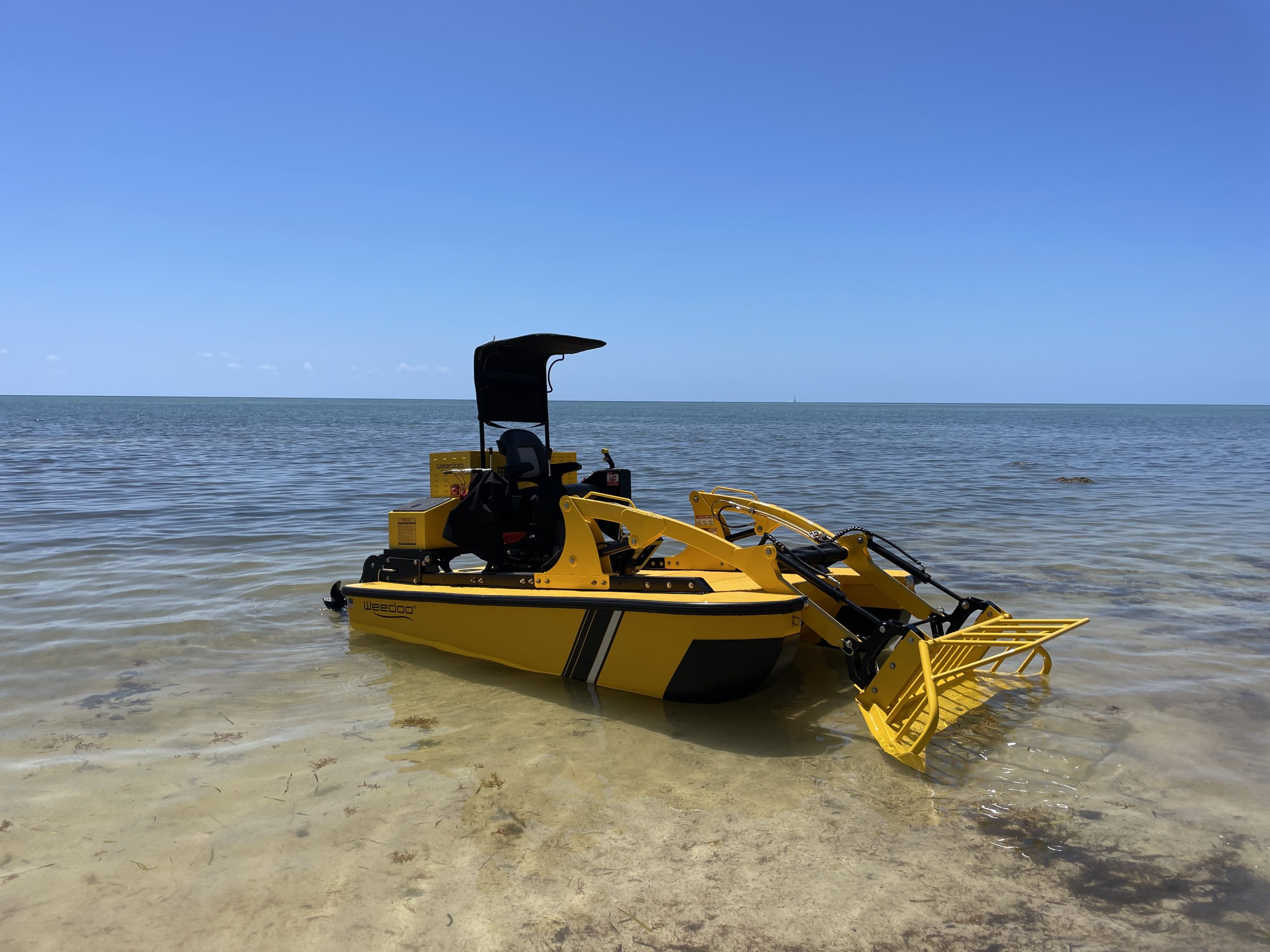 Weedooboats - silt removal Silt Sucker PLUS