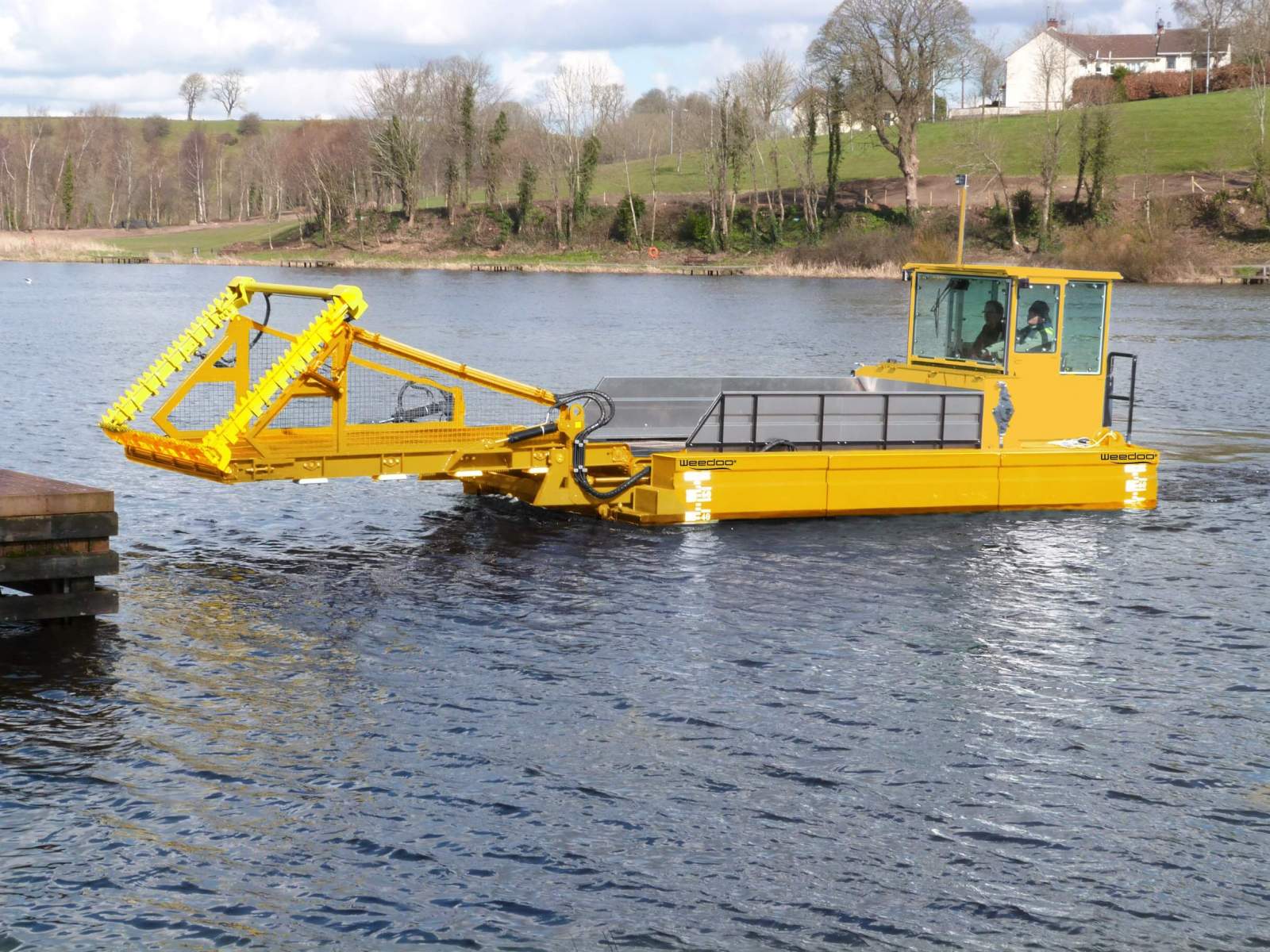 Weedooboats - amphibious weed Harvester-6925