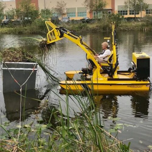 Weedooboats - mechanical aquatic harvesters