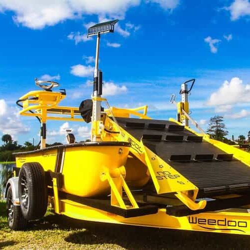 Weedooboats - water weed harvester machine